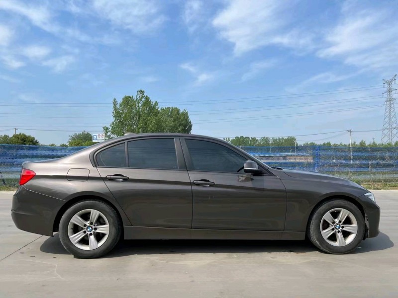 北京13年宝马3系3