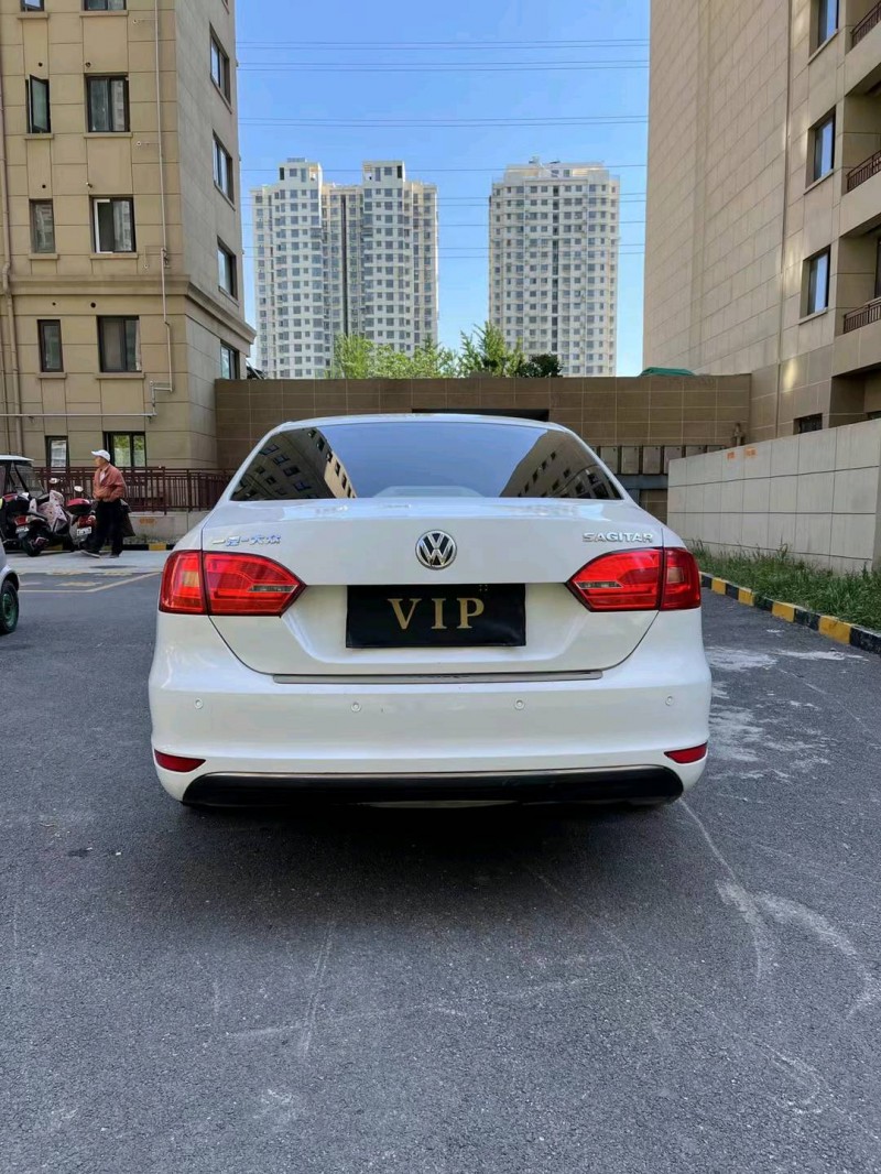 徐州13年大众速腾8