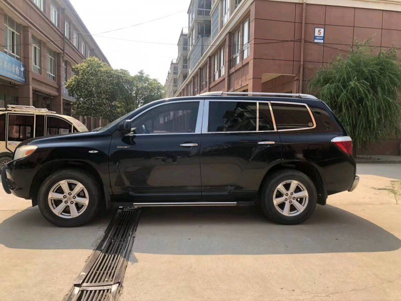 徐州12年丰田汉兰达3