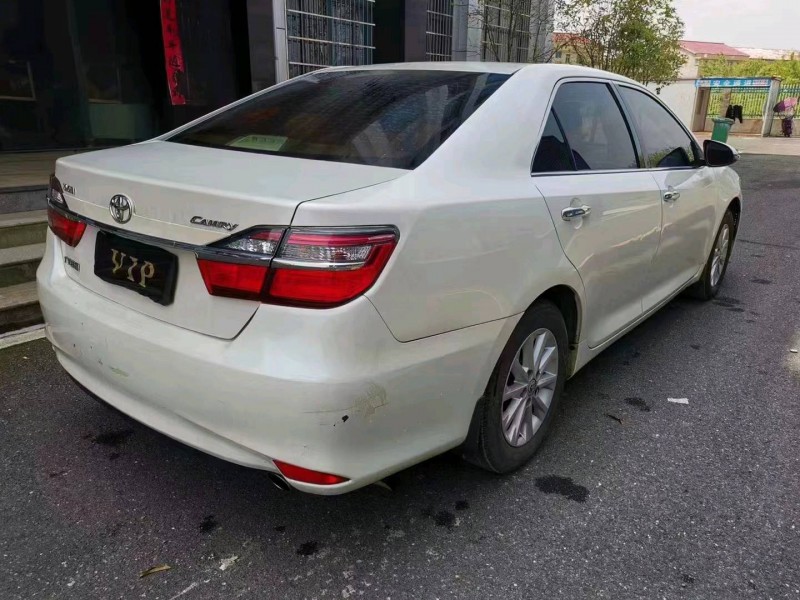 邵阳17年丰田凯美瑞2