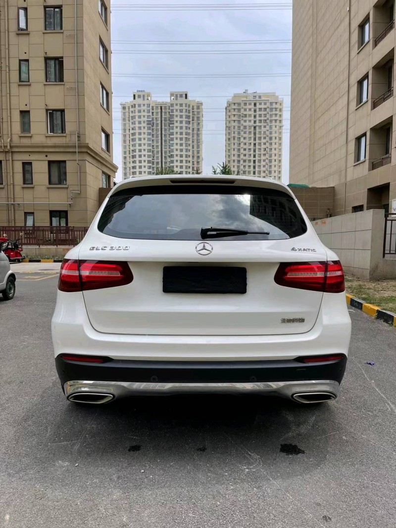徐州16年奔驰GLC9