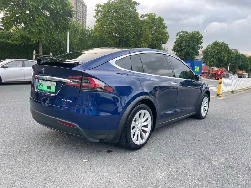 廣州19年特斯拉MODEL X8