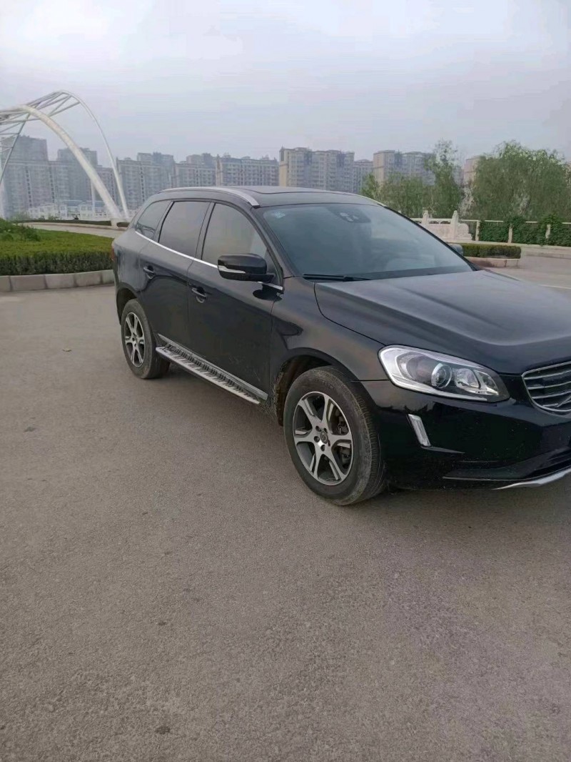 濰坊13年沃爾沃XC602