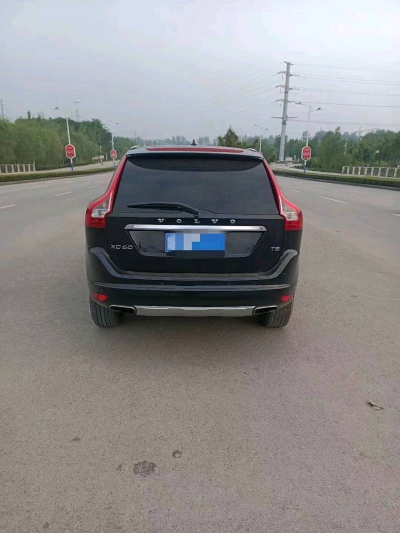 濰坊13年沃爾沃XC605