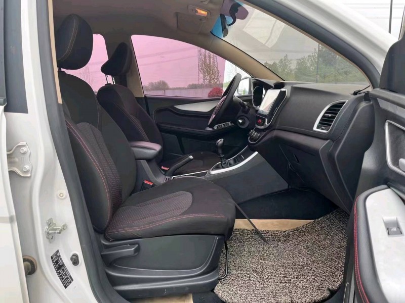 济宁17年宝骏5605