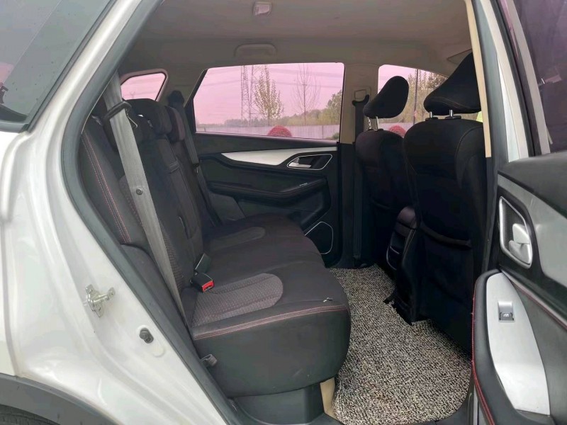 济宁17年宝骏5604