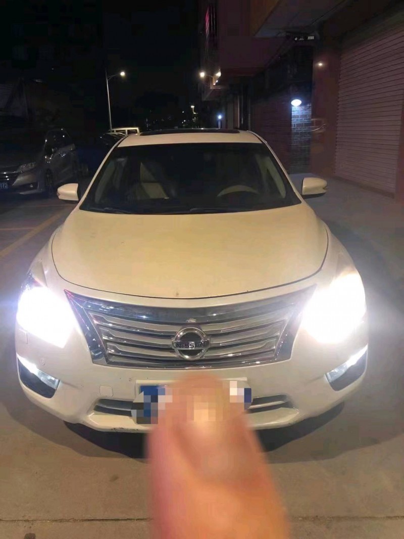 江門13年日產天籟1
