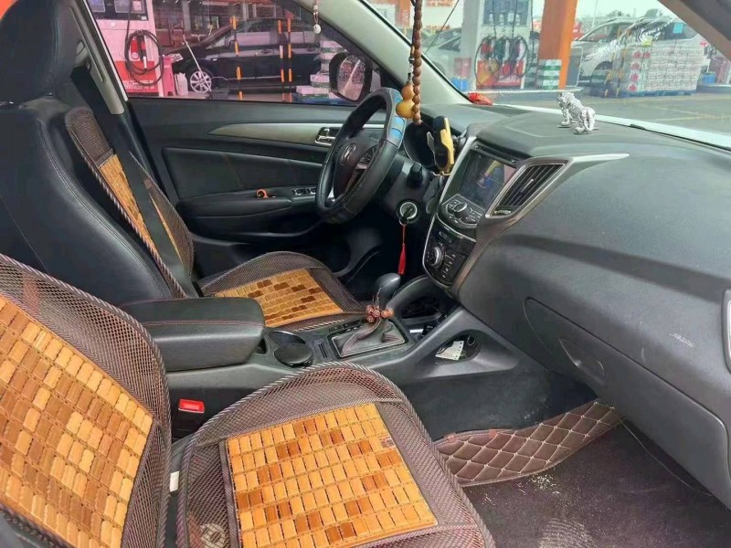 漢中17年長安汽車CS756