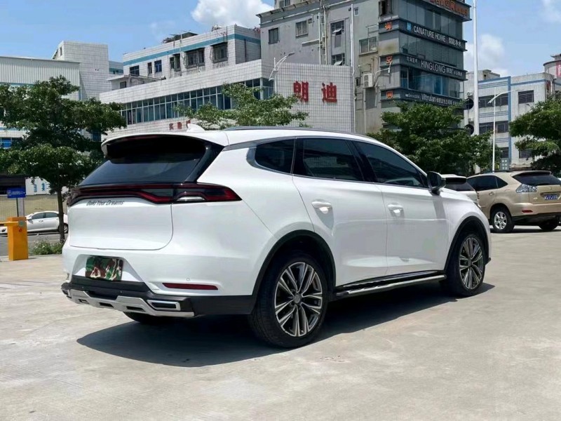 東莞19年比亞迪唐8