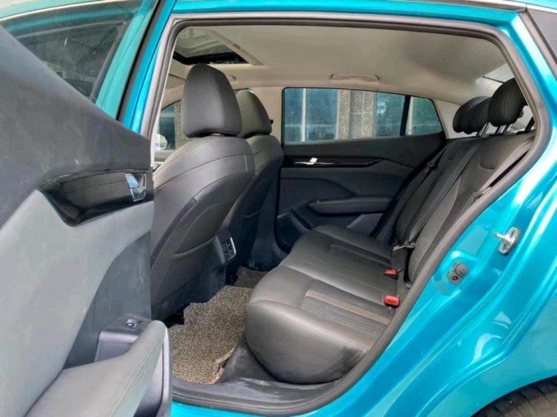 东莞20年东风奕炫6