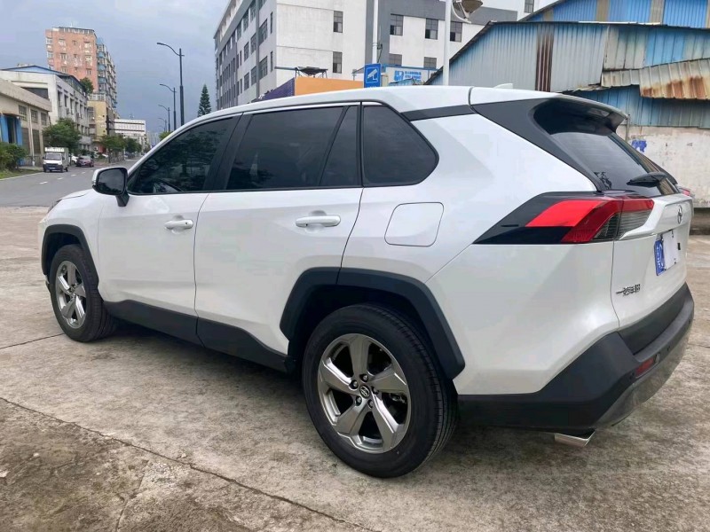 江門22年豐田RAV4榮放7