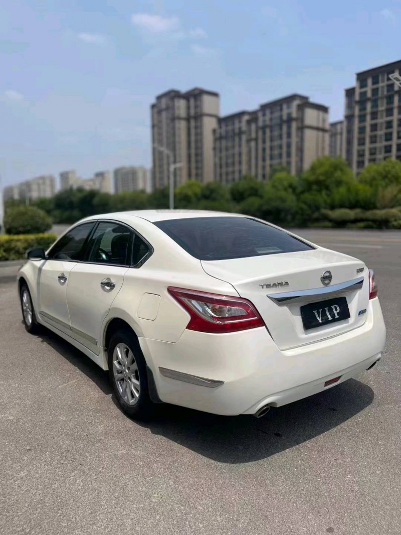 銅陵14年日產天籟8