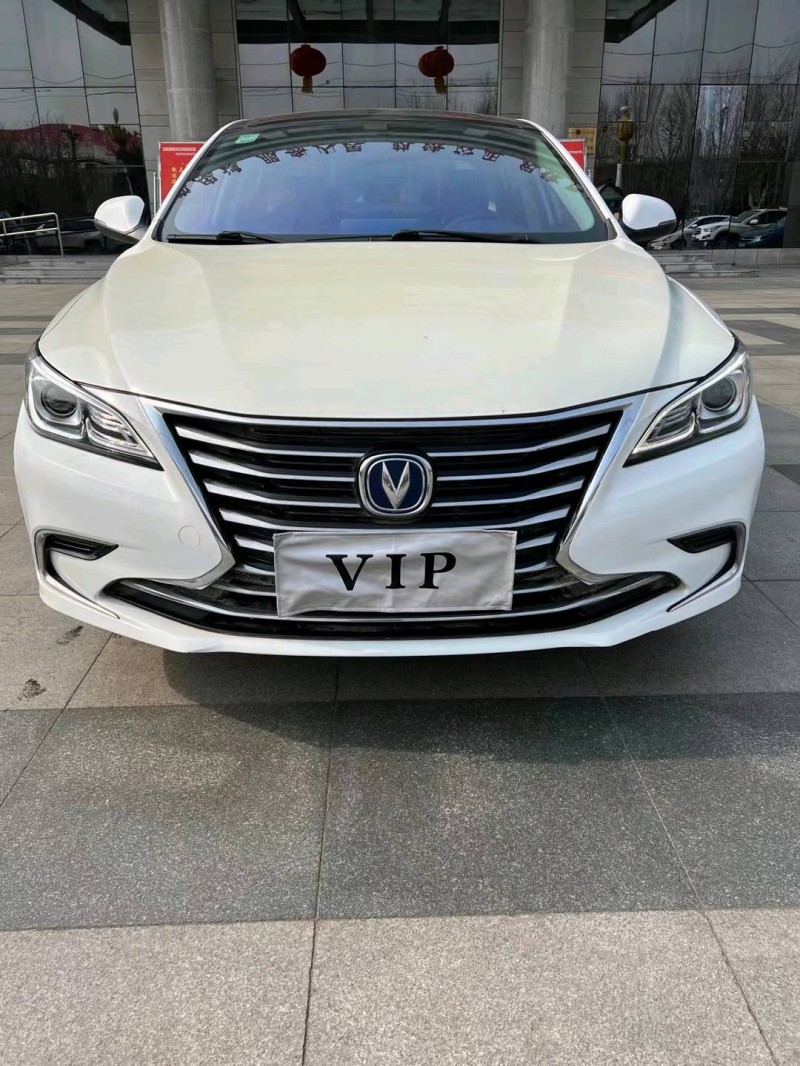 棗莊18年長安汽車睿騁CC1