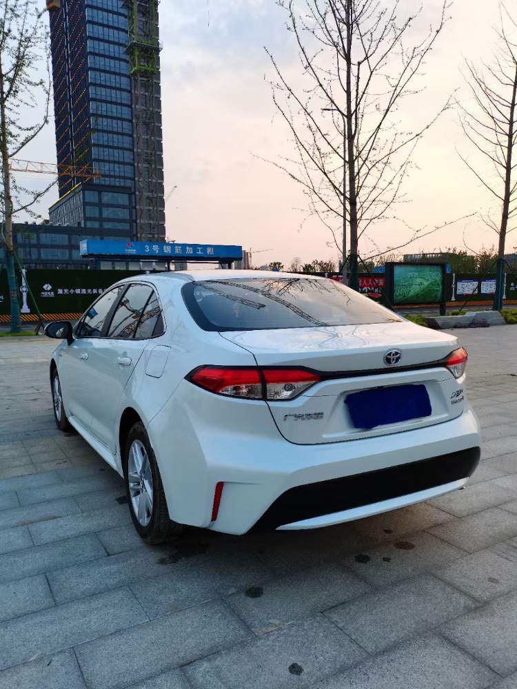宿迁21年丰田雷凌6