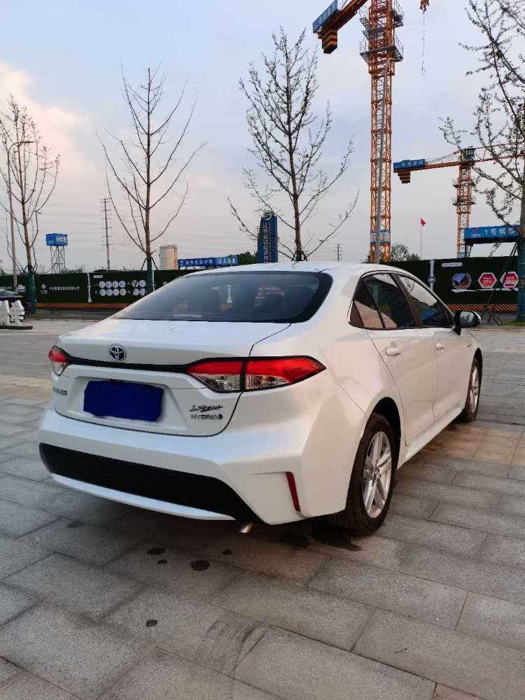 宿迁21年丰田雷凌5