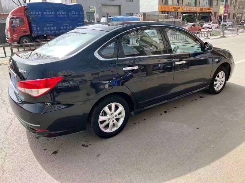 晉中15年日產軒逸4