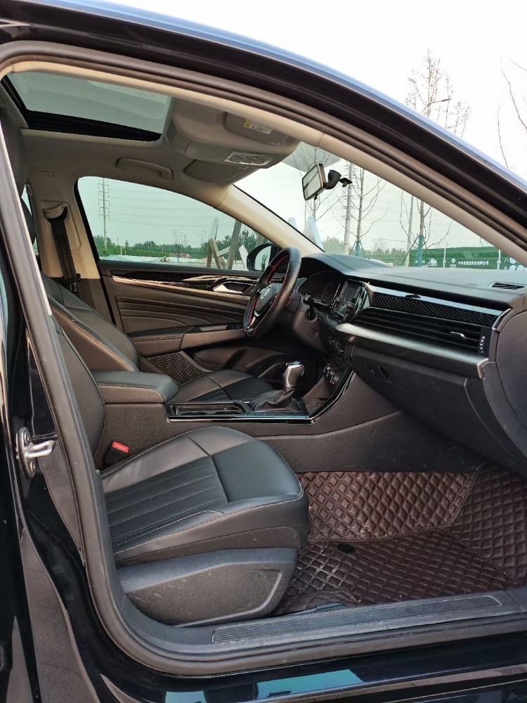 宿迁19年大众帕萨特1