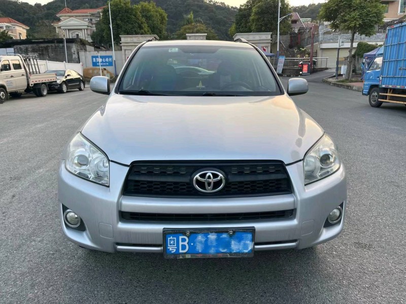 深圳09年豐田RAV41