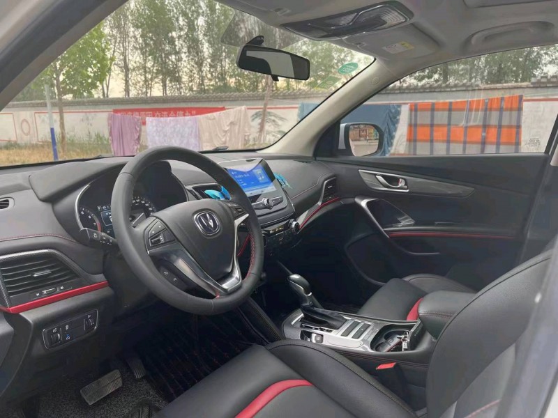銅陵17年長安汽車CS557