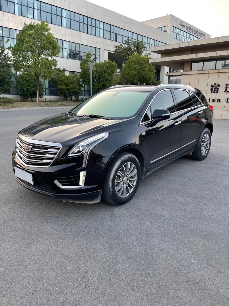 宿遷17年凱迪拉克XT57