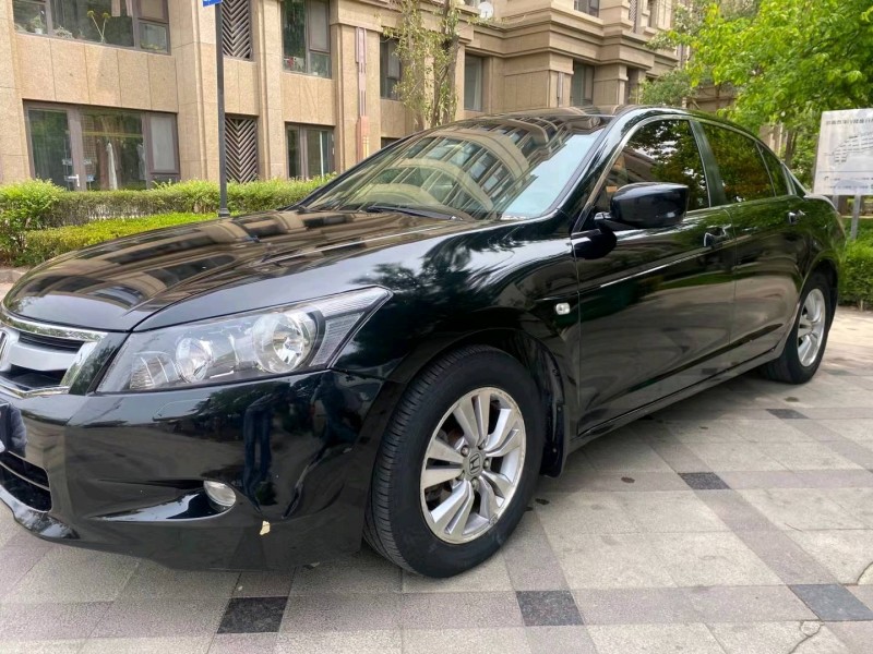 青岛10年本田雅阁2