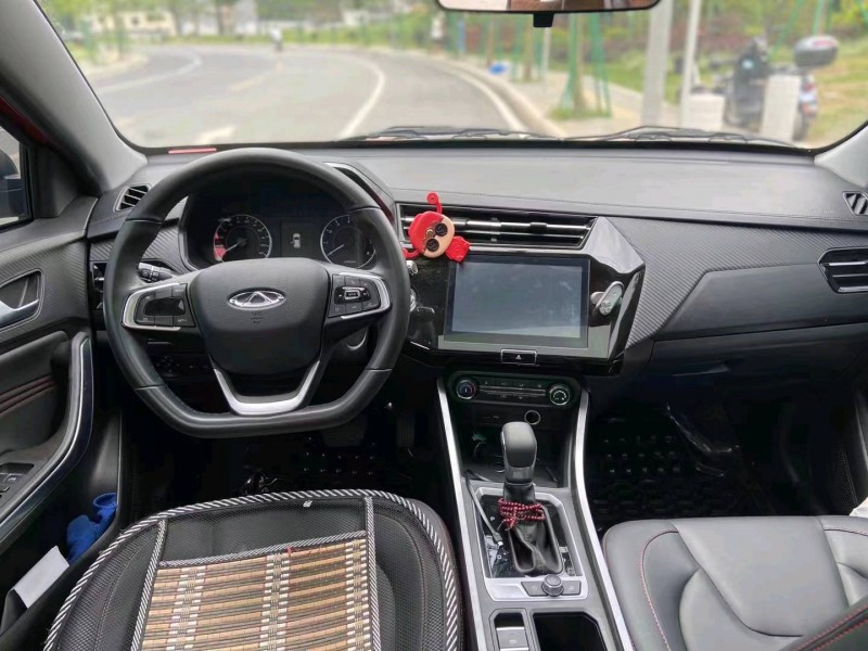 江门21年奇瑞瑞虎3x7