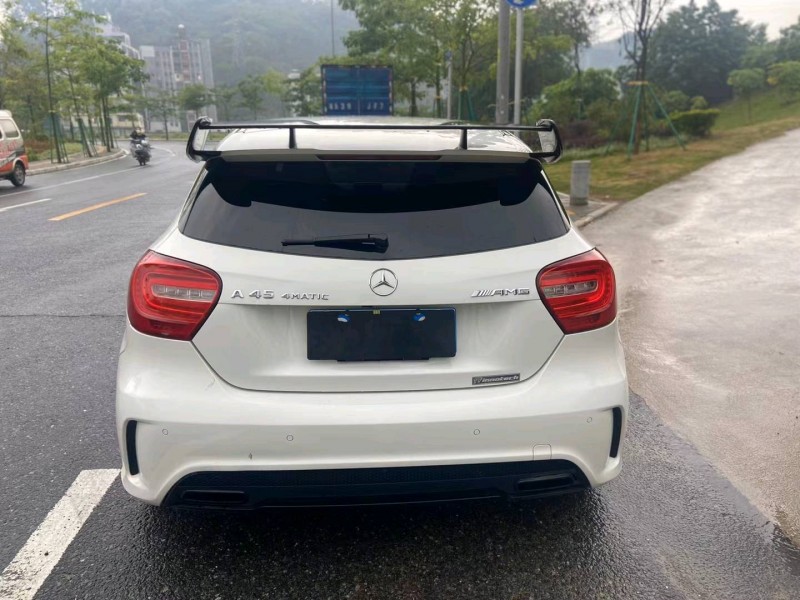廣州15年奔馳AMG5