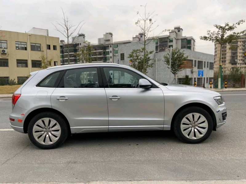 廣州12年奧迪Q54