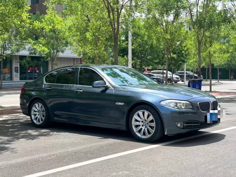 北京11年宝马5系3