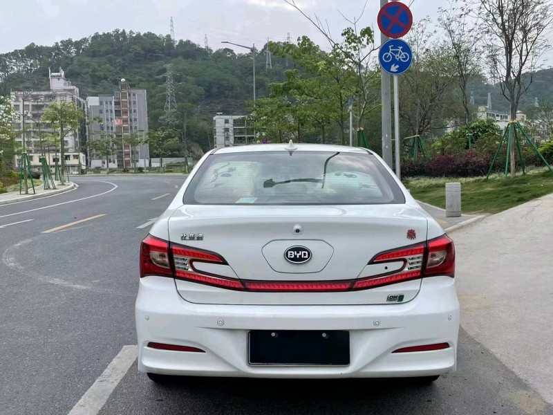 廣州15年比亞迪秦5
