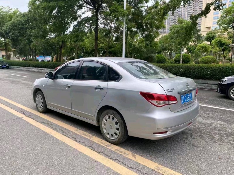 深圳17年日產軒逸4
