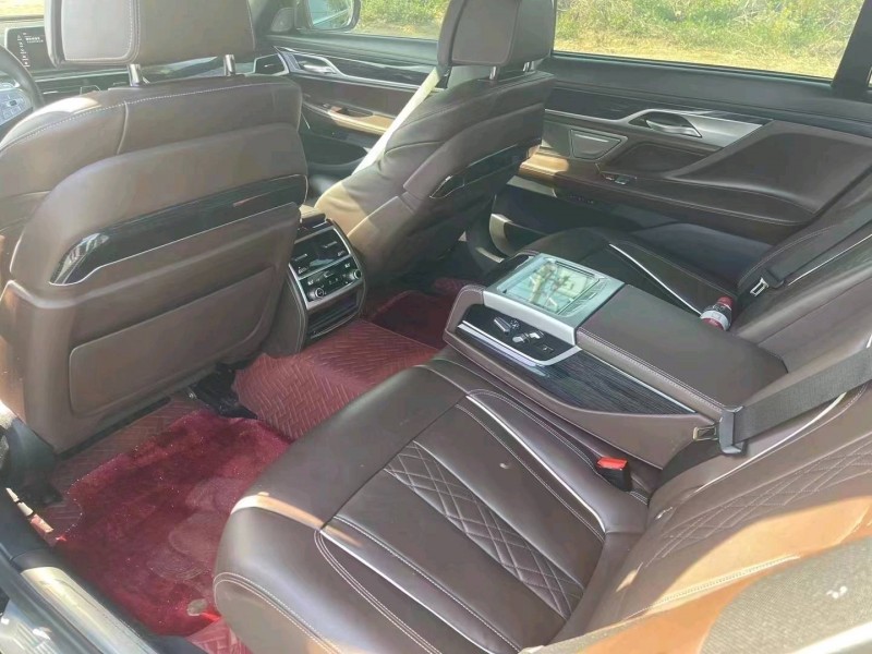 北京20年宝马7系5