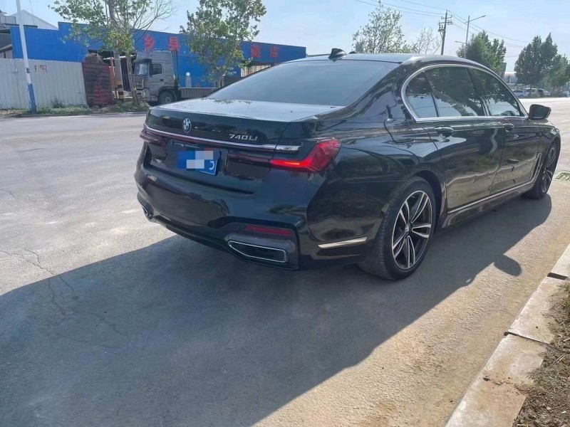 北京20年宝马7系7