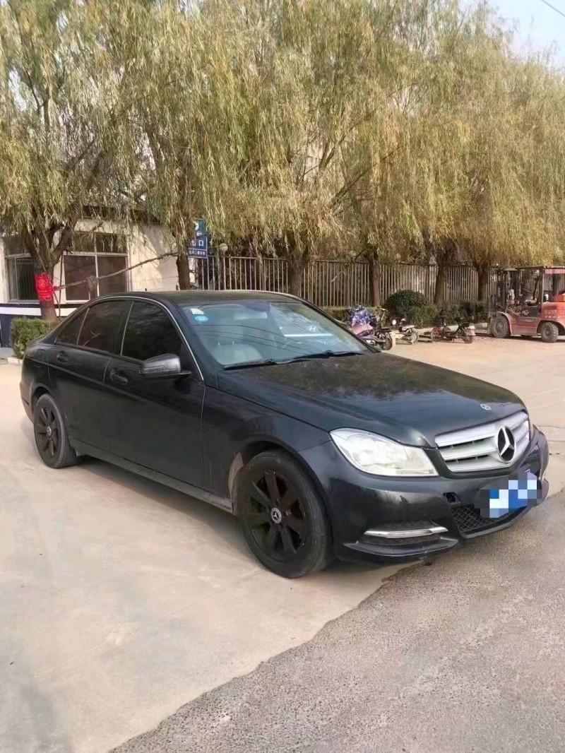 北京13年奔驰C3