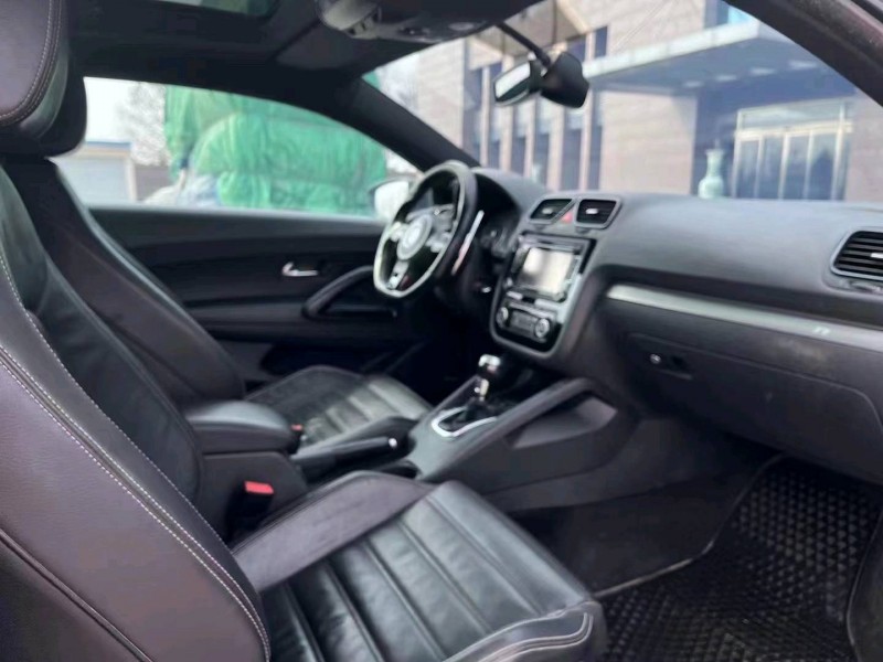 保定14年大众尚酷6