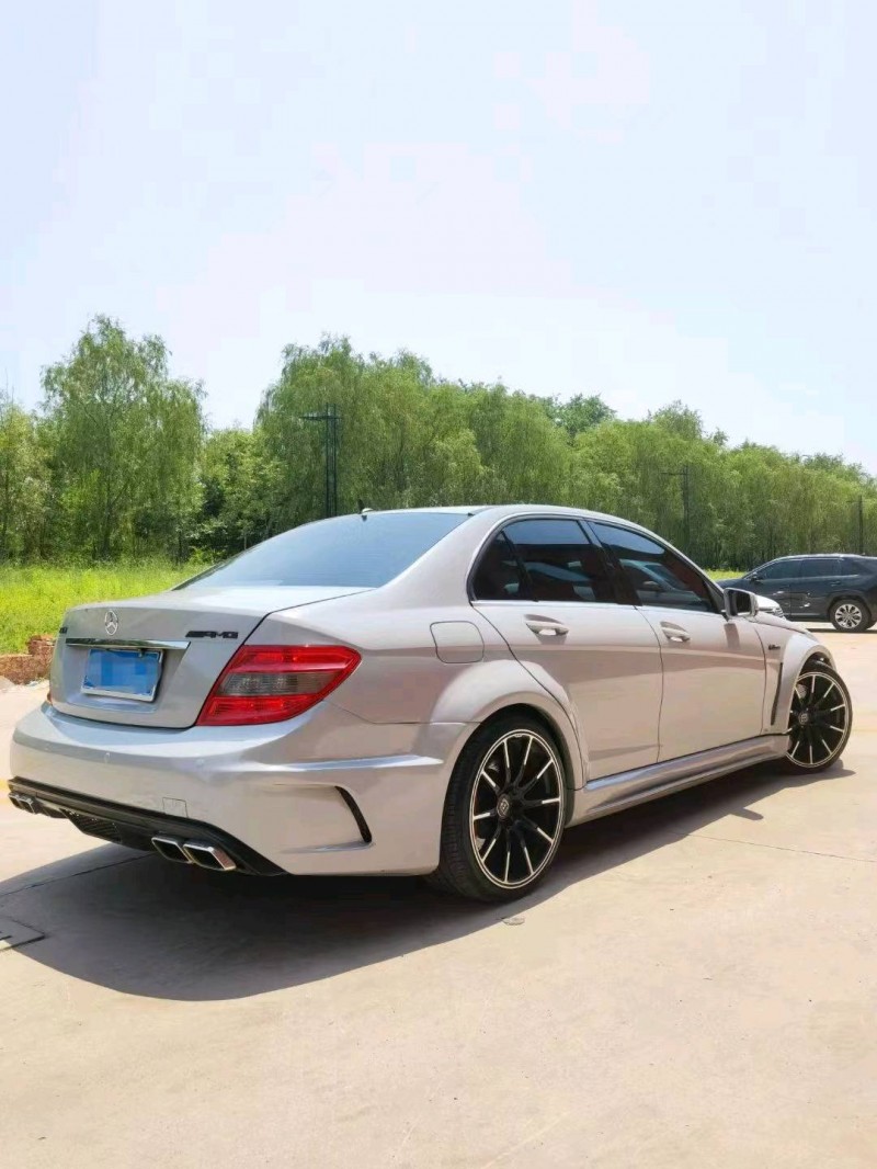 陽泉11年奔馳AMG6