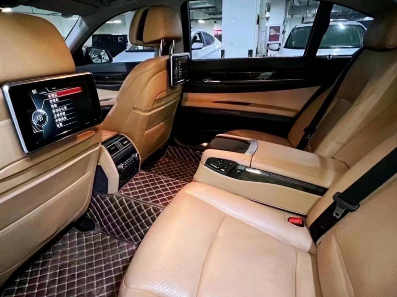 北京13年宝马7系3