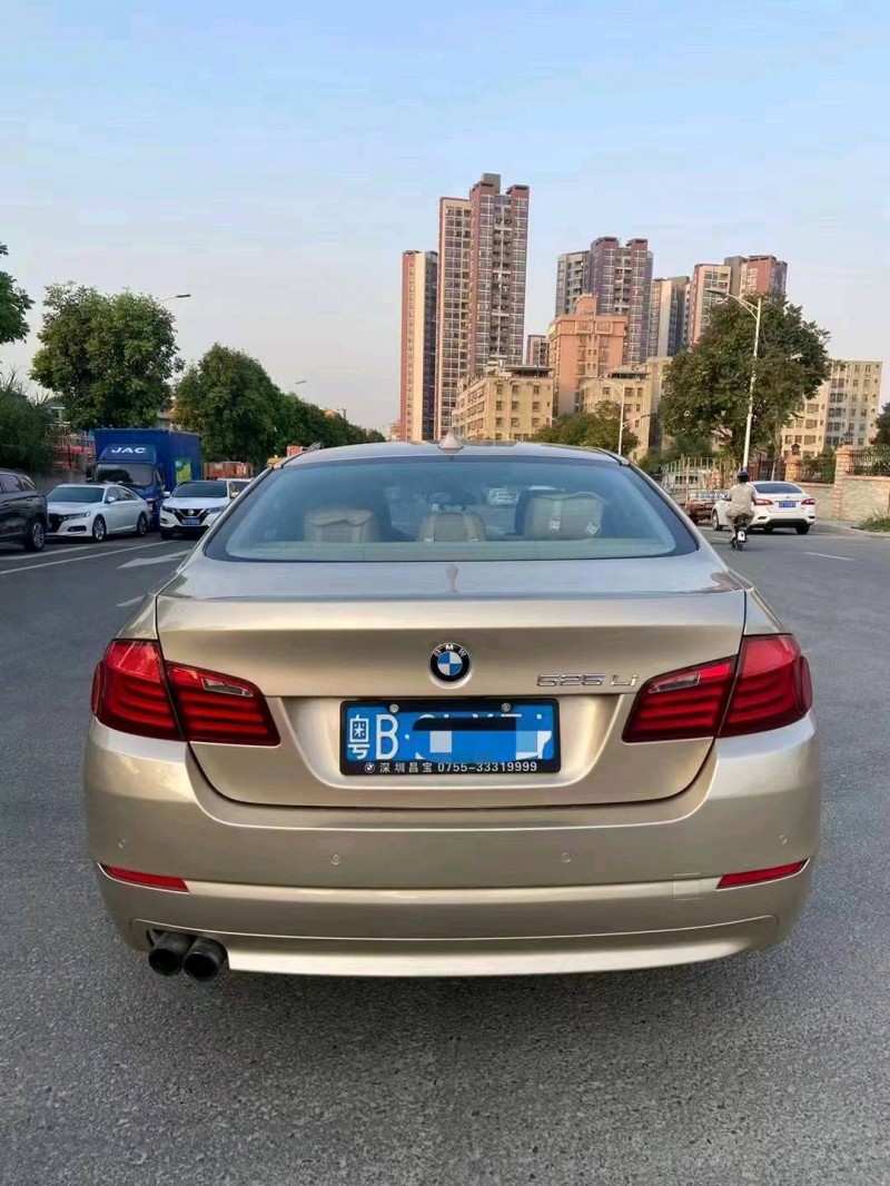 深圳13年寶馬5系9