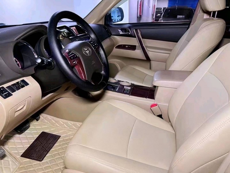 北京14年丰田汉兰达6