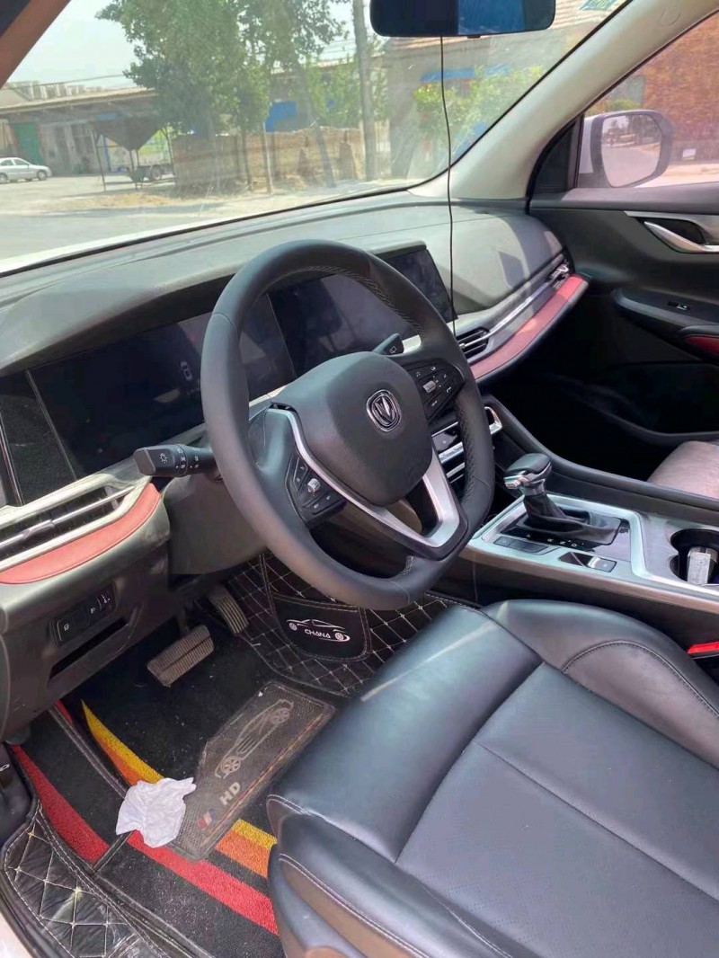 鶴壁20年長安汽車CS558