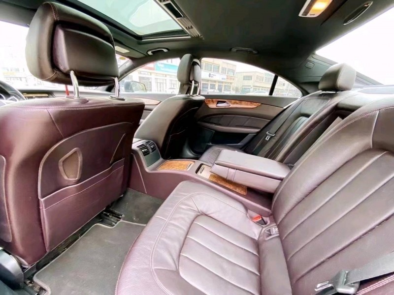 北京12年奔驰CLS5