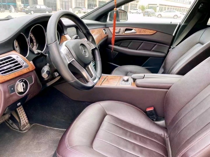 北京12年奔驰CLS6