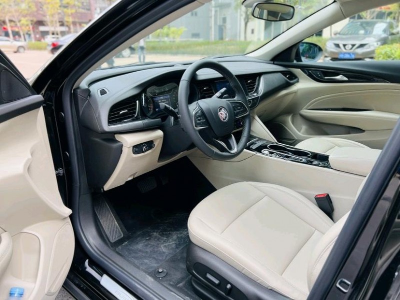 东莞20年别克君威6