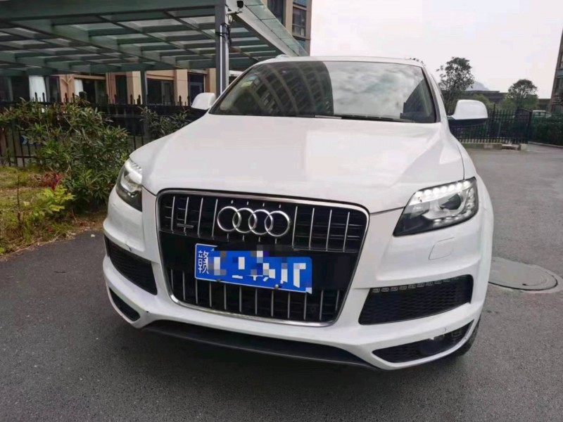 九江13年奧迪Q71