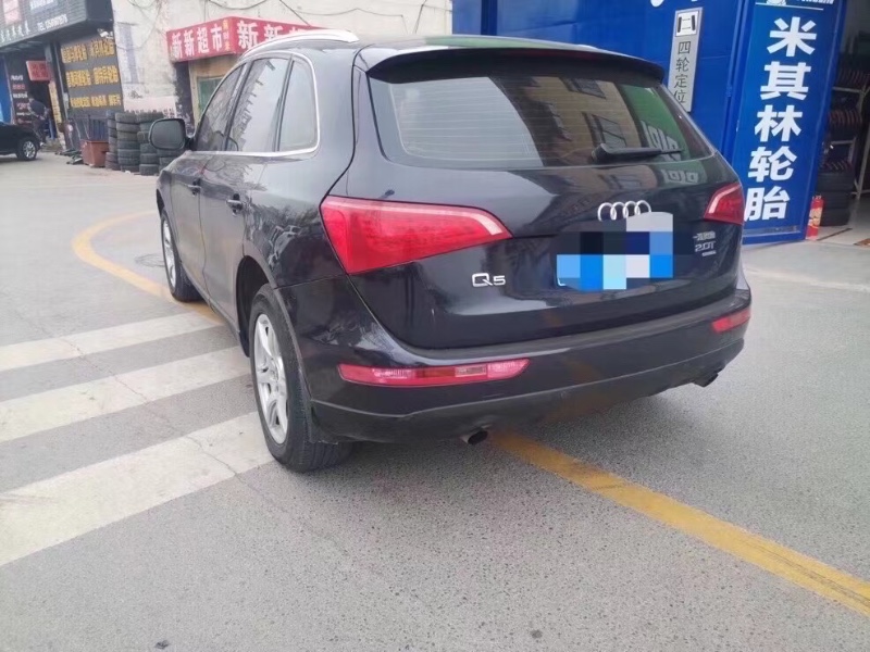 青岛10年奥迪Q52