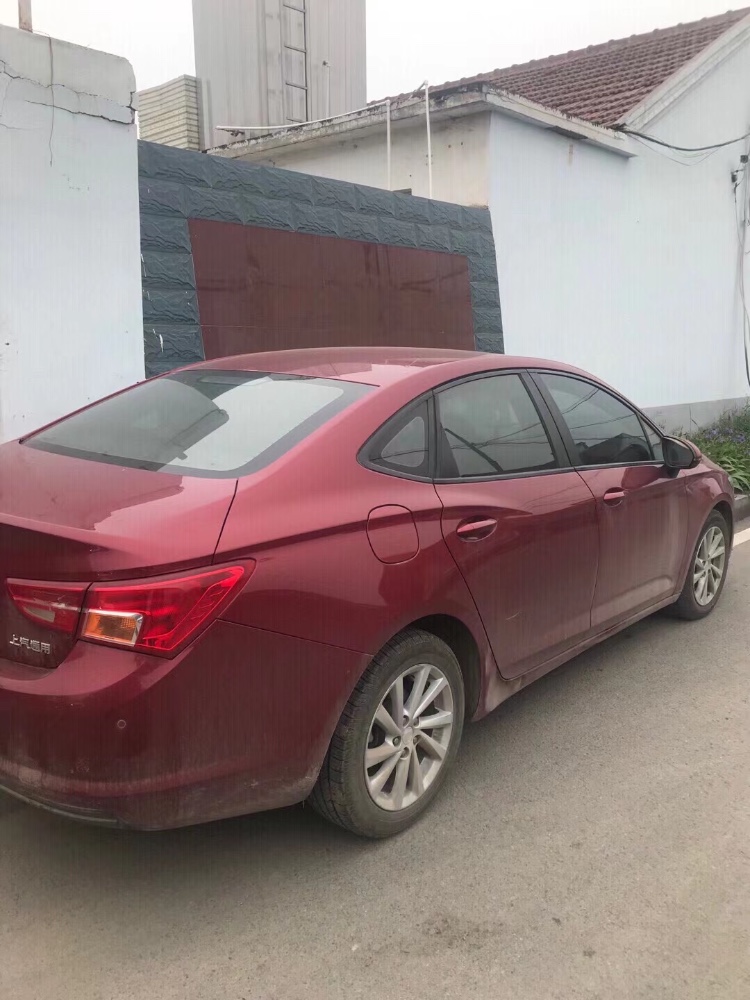 青岛16年别克威朗3