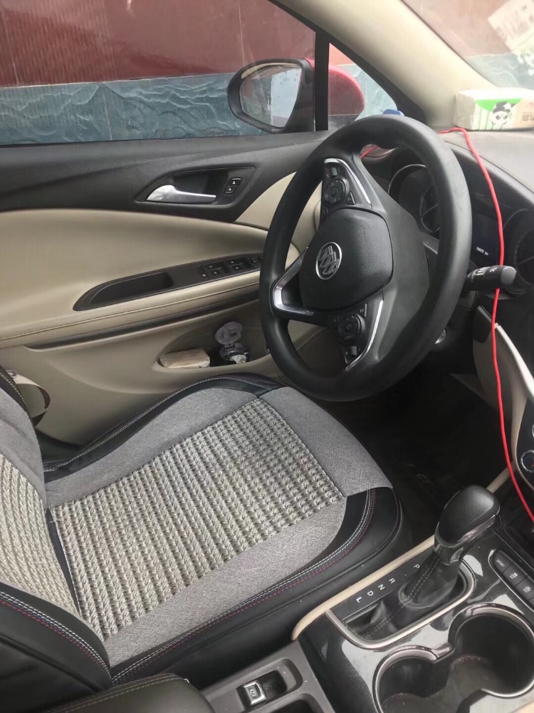 青岛16年别克威朗4