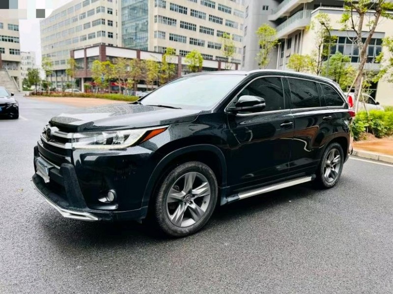 东莞18年丰田汉兰达2