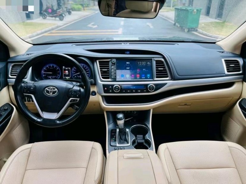 东莞18年丰田汉兰达5