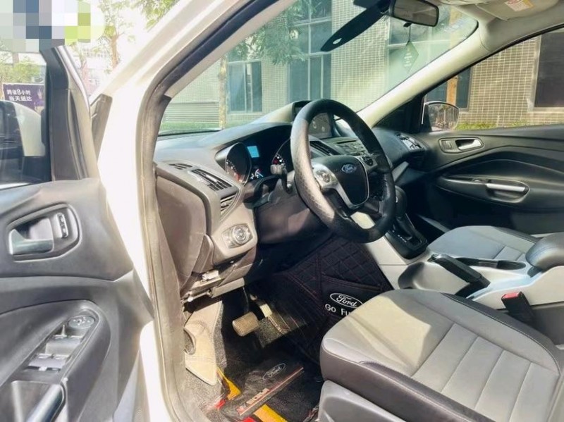 东莞14年福特翼虎4